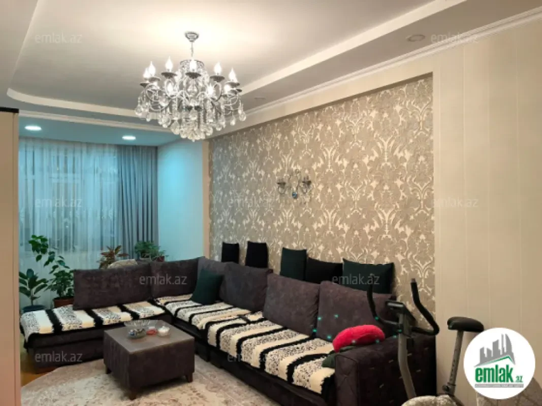 Satılır 3 otaqlı yeni tikili 100 m²