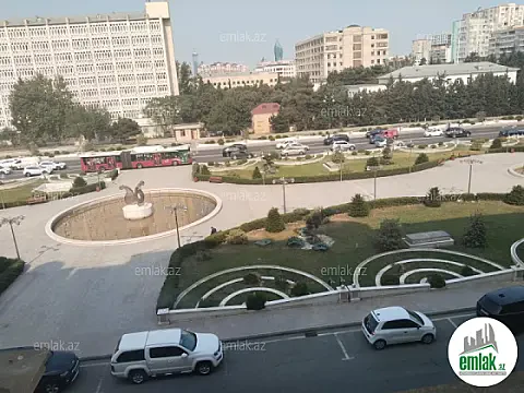 Satılır 3 otaqlı yeni tikili 140 m² — Bakı 3 otaq 140.00 m²