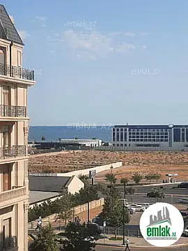 Satılır 3 otaqlı yeni tikili 131 m² — Bakı 3 otaq 131.00 m²