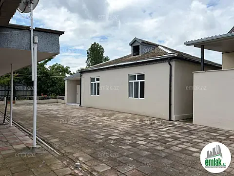 Satılır 5 otaqlı mənzil 200 m² — Bakı 5 otaq 200.00 m²