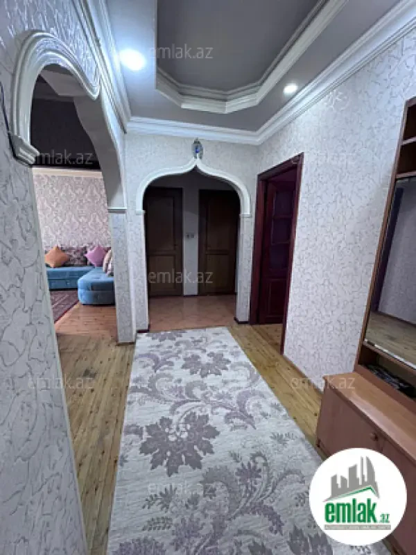 Satılır 3 otaqlı köhnə tikili 90 m²
