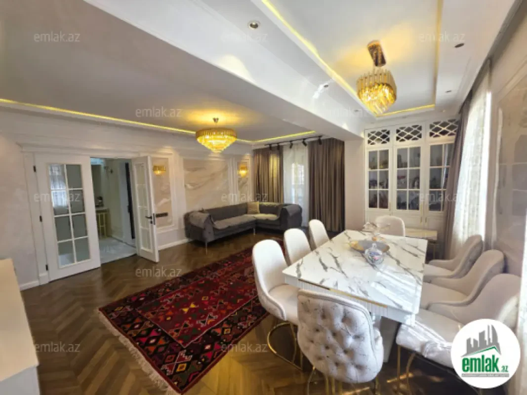 Satılır 3 otaqlı yeni tikili 130 m²