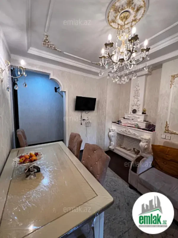 Satılır 3 otaqlı köhnə tikili 45 m²