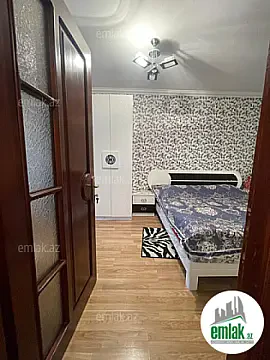Satılır 4 otaqlı köhnə tikili 100 m² — Bakı 4 otaq 100.00 m²