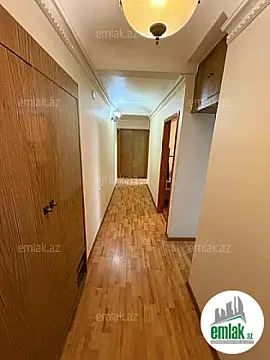 Satılır 3 otaqlı köhnə tikili 70 m² — Bakı 3 otaq 70.00 m²