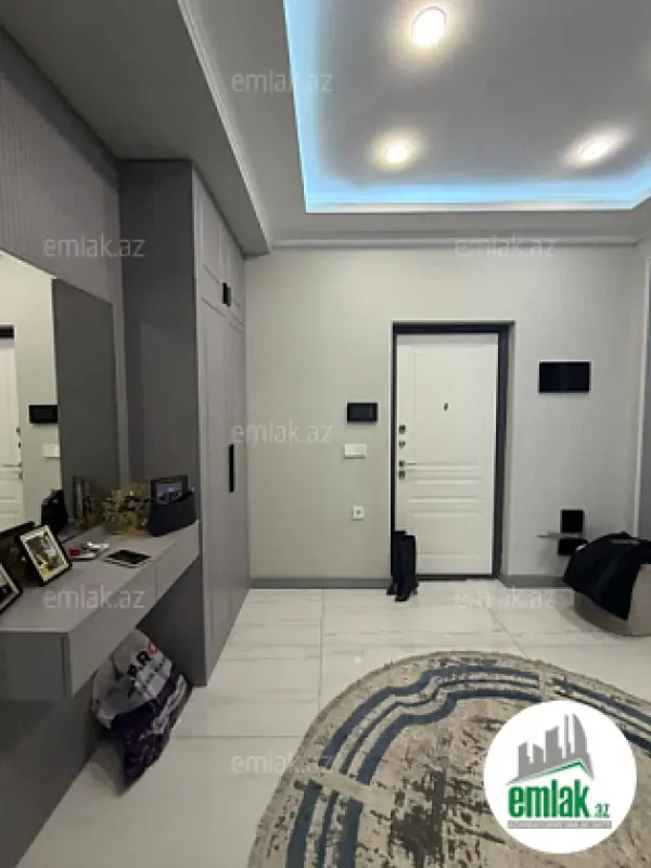 Satılır 2 otaqlı yeni tikili 87.5 m²