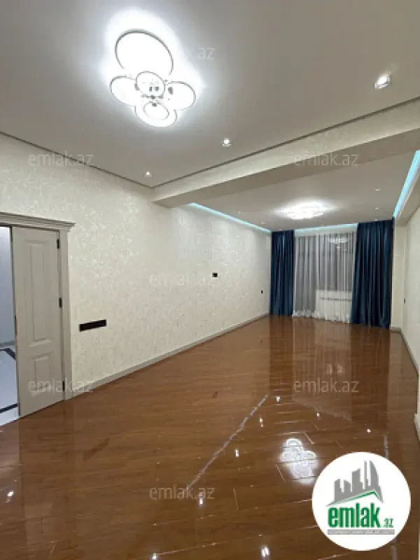 Satılır 3 otaqlı yeni tikili 150 m²