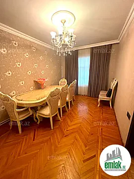 Satılır 5 otaqlı köhnə tikili 120 m² — Bakı 5 otaq 120.00 m²