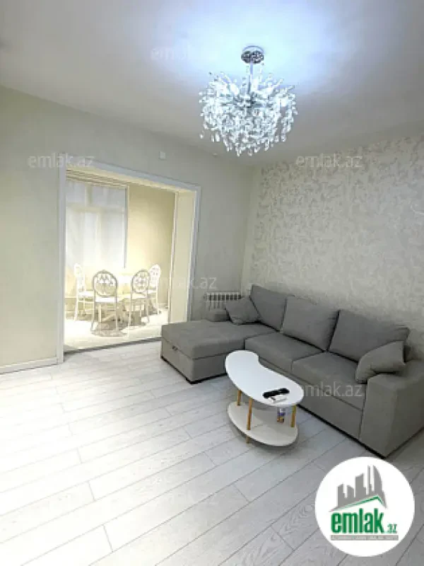 Satılır 2 otaqlı köhnə tikili 55 m²