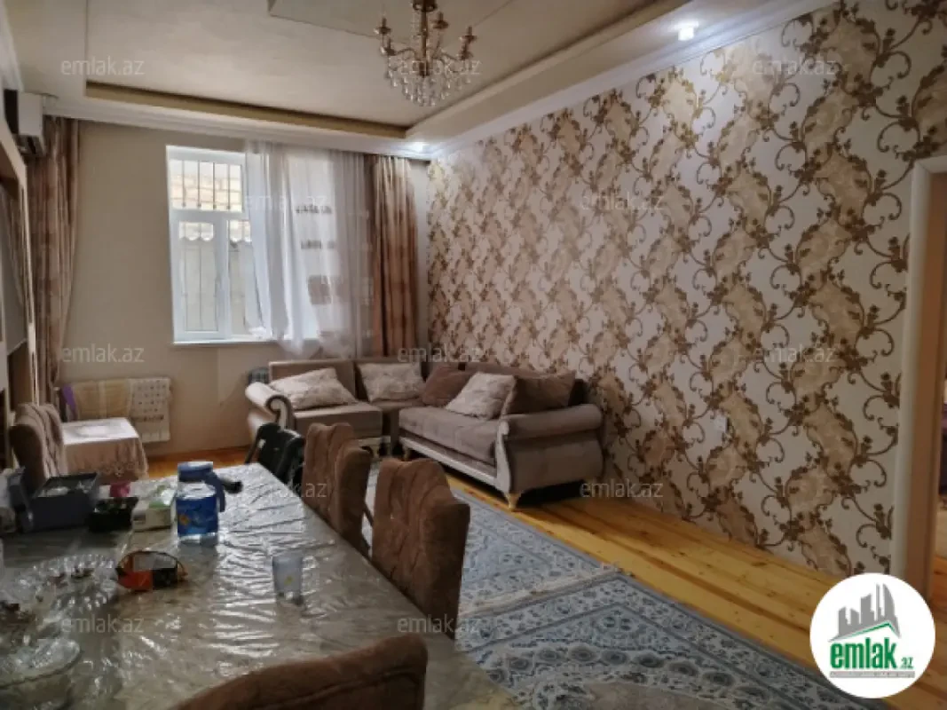 Satılır 4 otaqlı həyət evi 140 m²