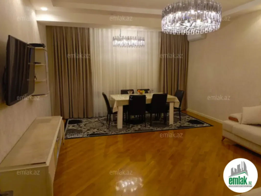 Satılır 3 otaqlı yeni tikili 110 m²
