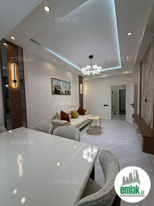 Satılır 2 otaqlı yeni tikili 72 m²