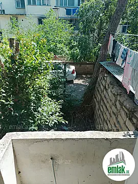 Satılır 2 otaqlı köhnə tikili 50 m² — Bakı 2 otaq 50.00 m²