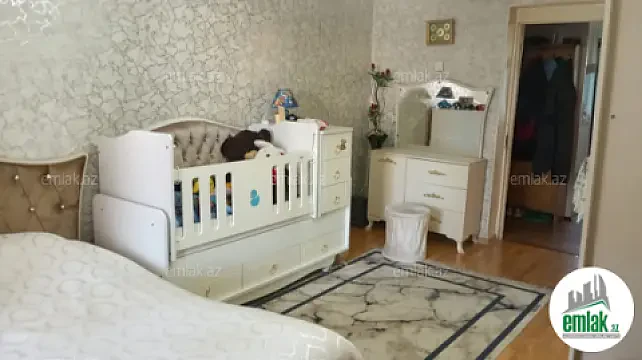 Satılır 3 otaqlı köhnə tikili 67 m² — Bakı 3 otaq 67.00 m²