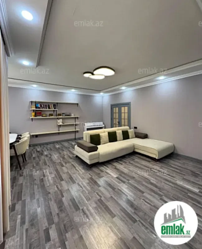 Satılır 3 otaqlı yeni tikili 140 m²