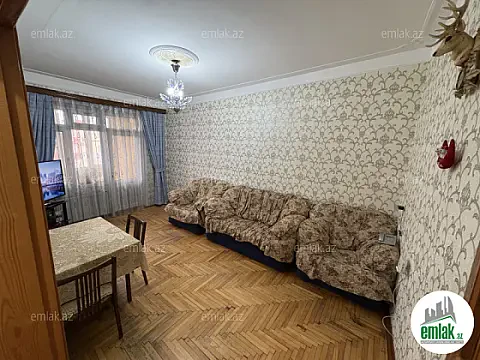 Satılır 3 otaqlı köhnə tikili 75 m² — Bakı 3 otaq 75.00 m²
