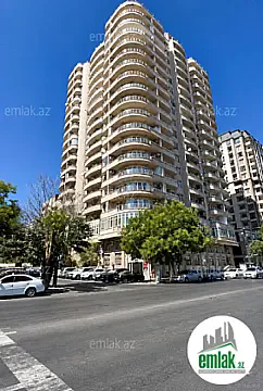 Satılır 3 otaqlı yeni tikili 141.6 m² — Bakı 3 otaq 141.60 m²