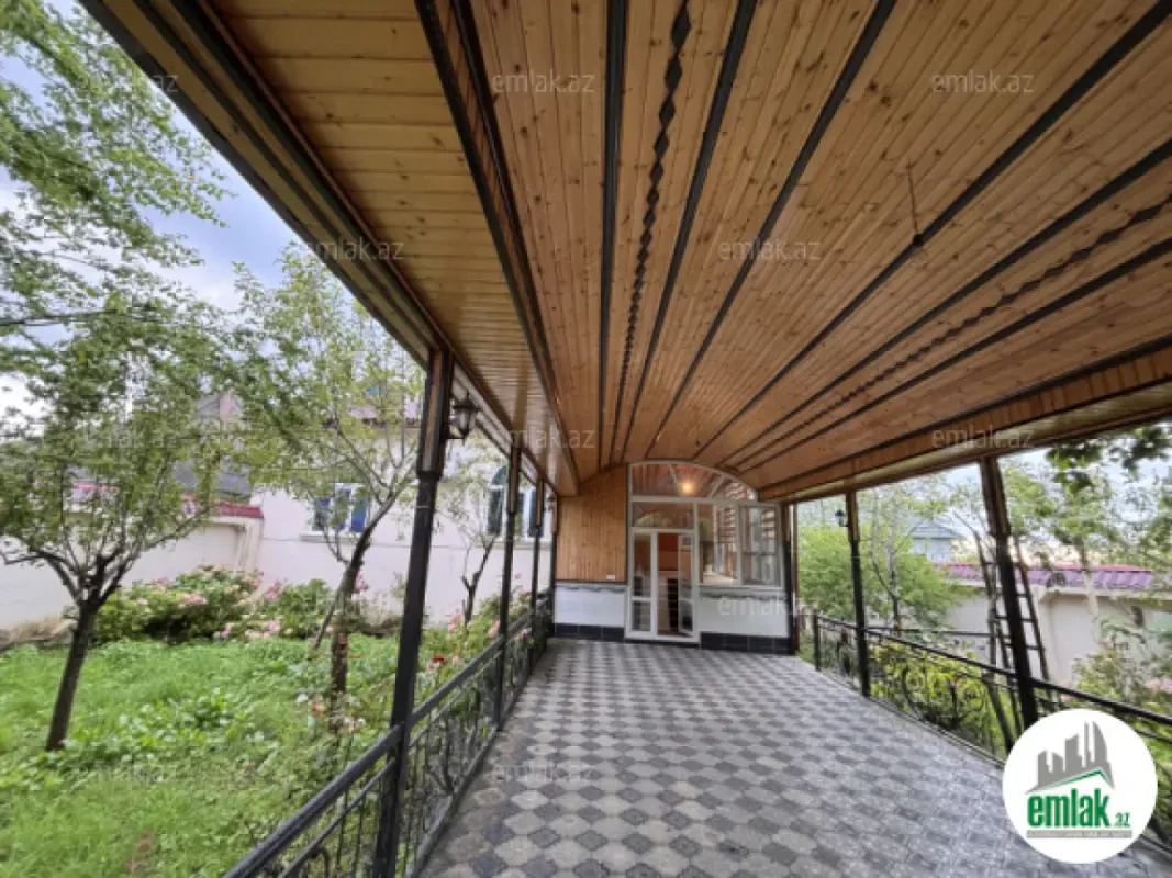 Satılır 2 otaqlı həyət evi 114 m²