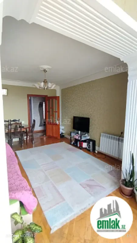 Satılır 3 otaqlı köhnə tikili 60 m²