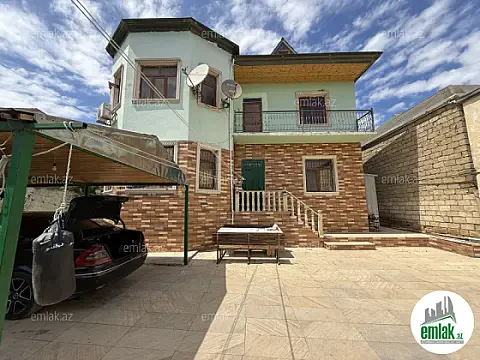 Satılır 6 otaqlı həyət evi 300 m² — Bakı 6 otaq 300.00 m²