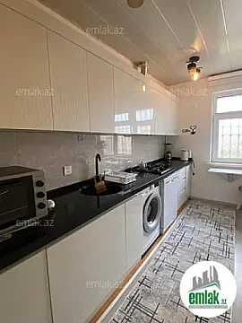 Satılır 3 otaqlı köhnə tikili 61 m² — Bakı 3 otaq 61.00 m²