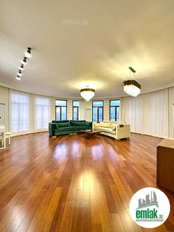 Satılır 4 otaqlı yeni tikili 192 m²