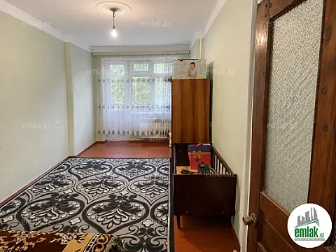 Satılır 2 otaqlı köhnə tikili 75 m² — Bakı 2 otaq 75.00 m²