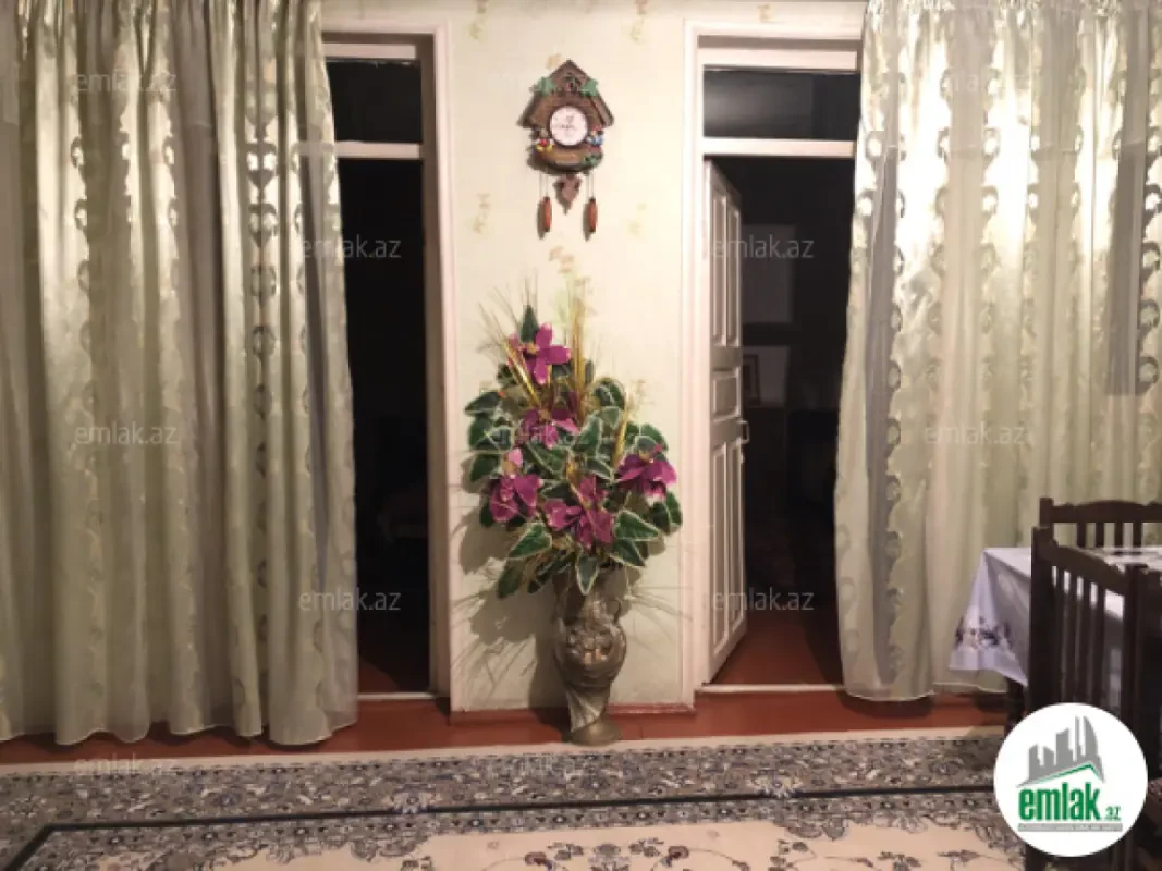Satılır 3 otaqlı həyət evi 165 m²