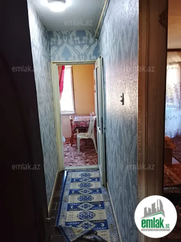 Satılır 1 otaqlı köhnə tikili 34 m²