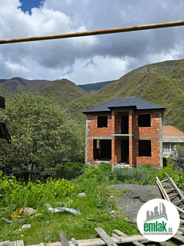 Satılır 4 otaqlı həyət evi 129 m²