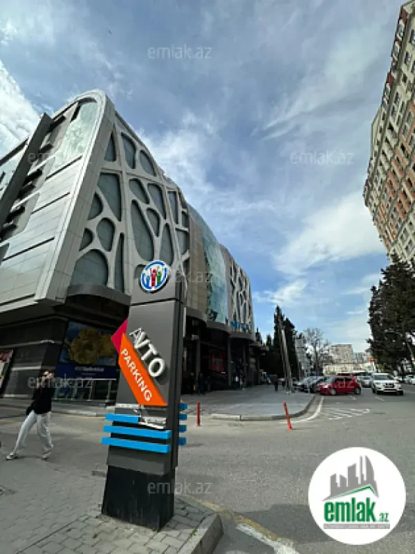 Satılır 3 otaqlı yeni tikili 145 m²