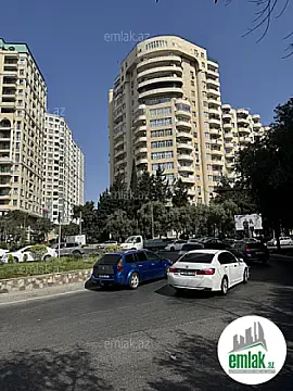 Satılır 4 otaqlı yeni tikili 180 m² — Bakı 4 otaq 180.00 m²