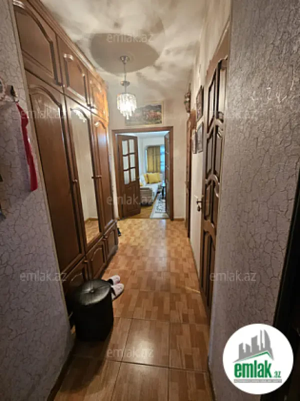 Satılır 3 otaqlı köhnə tikili 65.4 m²