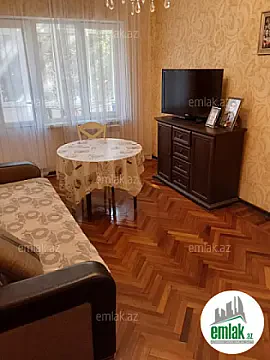 Satılır 5 otaqlı köhnə tikili 126 m² — Bakı 5 otaq 126.00 m²