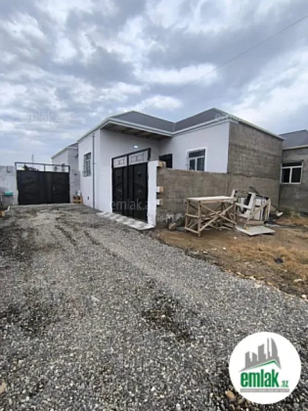 Satılır 2 otaqlı həyət evi 60 m²
