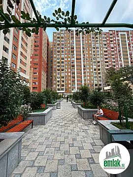 Satılır 2 otaqlı yeni tikili 69 m² — Bakı 2 otaq 69.00 m²