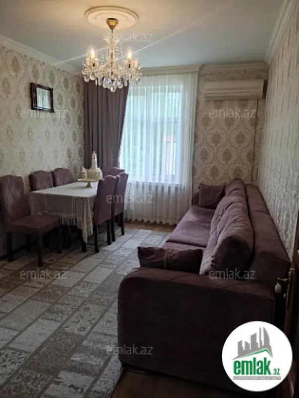 Satılır 2 otaqlı köhnə tikili 45 m²