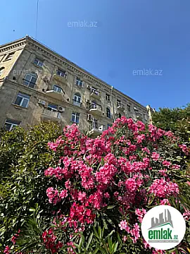 Satılır 2 otaqlı köhnə tikili 50 m² — Bakı 2 otaq 50.00 m²