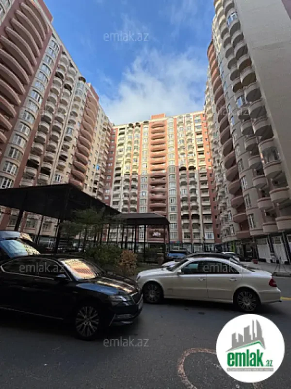 Satılır 3 otaqlı yeni tikili 158 m²