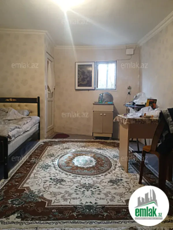 Satılır 1 otaqlı həyət evi 24 m²