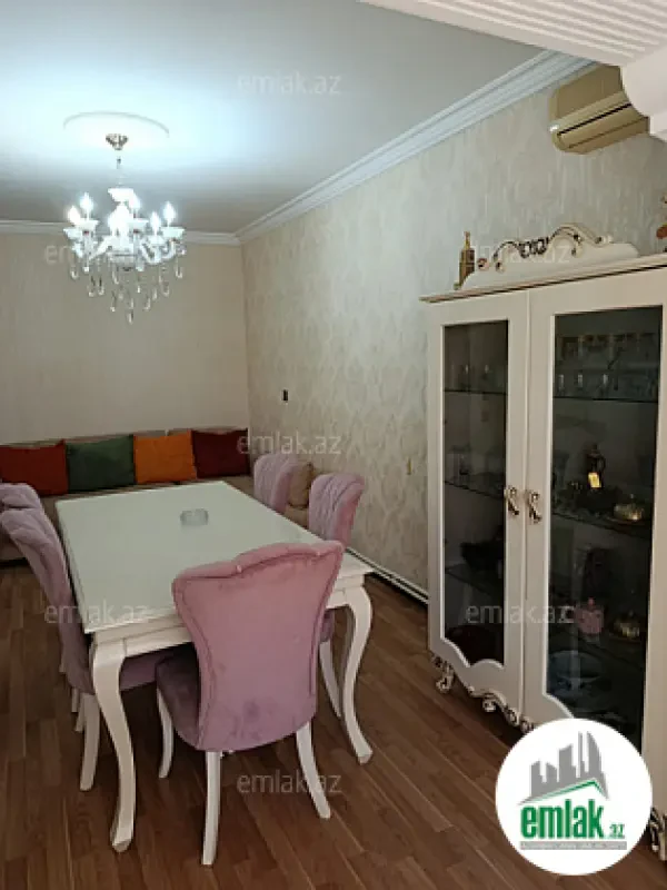 Satılır 3 otaqlı köhnə tikili 70 m²