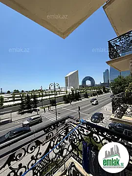 Satılır 3 otaqlı köhnə tikili 75 m² — Bakı 3 otaq 75.00 m²