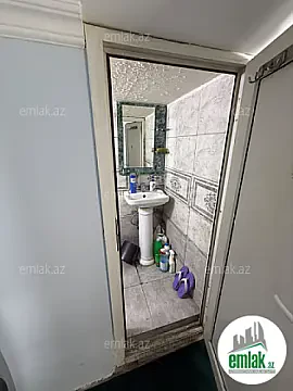 Satılır 1 otaqlı köhnə tikili 15 m² — Bakı 1 otaq 15.00 m²