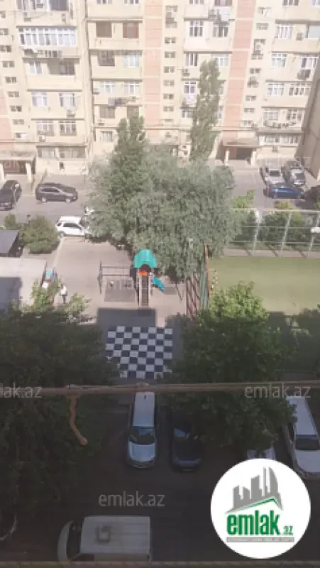 Satılır 3 otaqlı köhnə tikili 90 m²