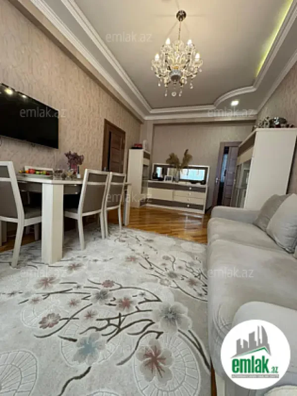 Satılır 3 otaqlı yeni tikili 90 m²
