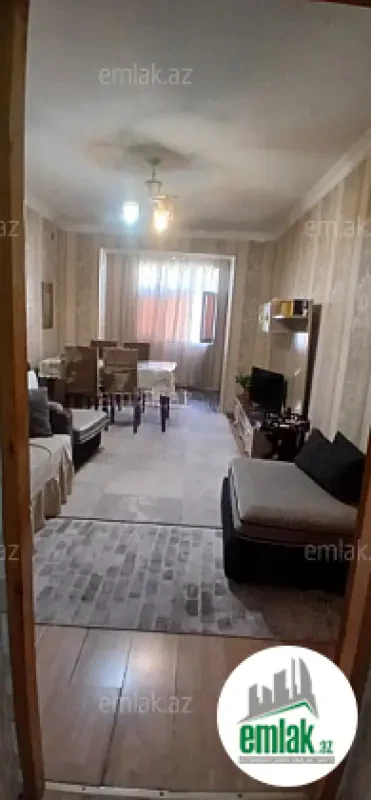 Satılır 2 otaqlı köhnə tikili 55 m²