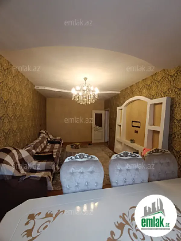 Satılır 3 otaqlı köhnə tikili 72 m²