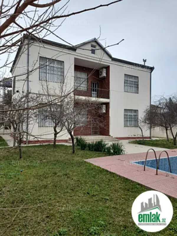 Satılır 6 otaqlı həyət evi 260 m²