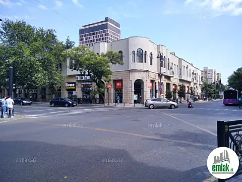 Satılır 1 otaqlı ofis 38 m² — Bakı 1 otaq 38.00 m²