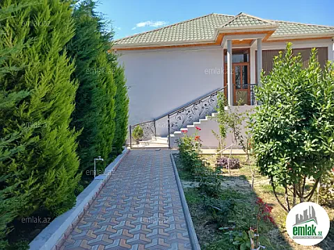 Satılır 8 otaqlı həyət evi 350 m² — Bakı 8 otaq 350.00 m²